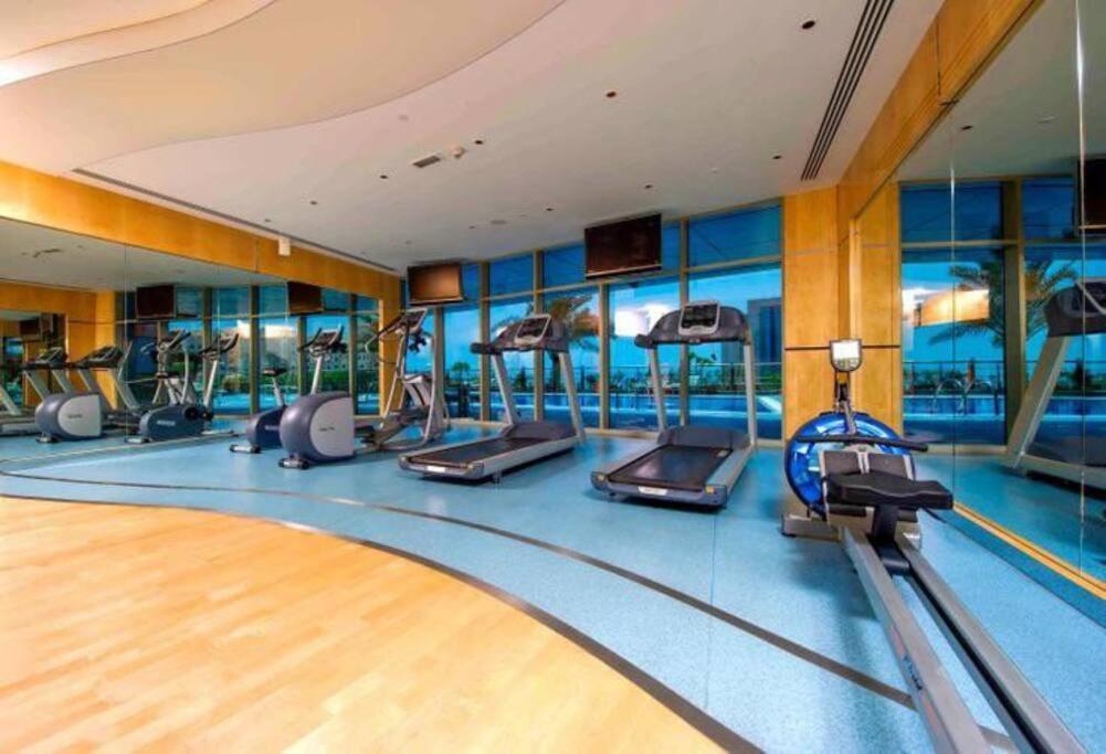 1 Bed Apartment With Sea View, Pool, Gym & Free Parking In Dubai Marina Kültér fotó